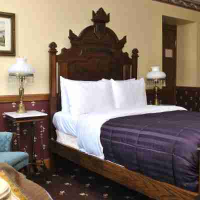 Hotel Millersburg Rooms
