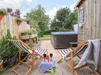 The Cottage Hotels in Driffield