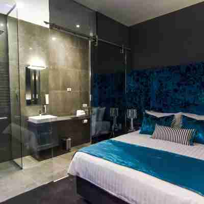 Junction Hotel Rooms