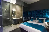 Junction Hotel