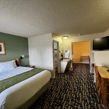 Cody Legacy Inn & Suites