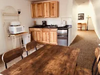 Atlantic Breeze Inn Hotels in Old Orchard Beach