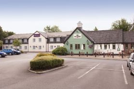 Premier Inn Manchester (Handforth)