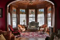 Black Swan Inn Hotels in Tilton