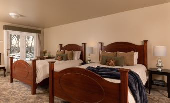 The Oakwood Inn