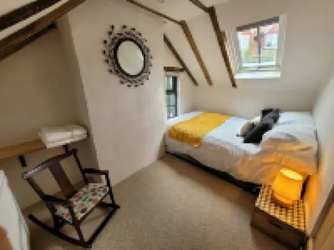 Auld Cottage Hotels in 