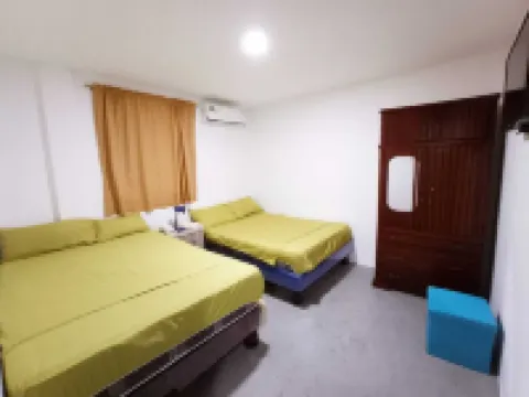 Hostal El Naufrago 1 Hotels in Manta
