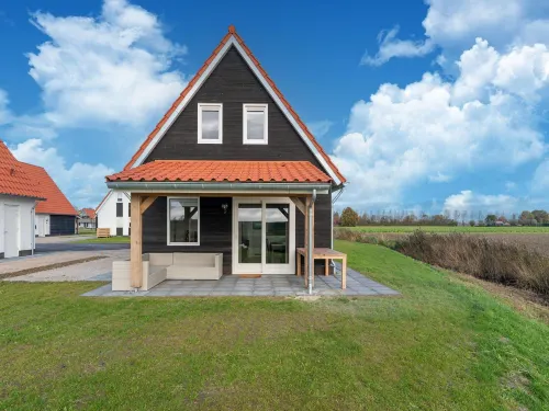 House Near Scherpenisse Beach with Garden - parking