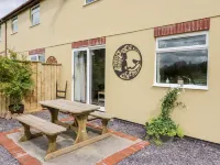 Red Kite Cottage فنادق في Rhayader