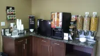 Sigma Inn & Suites Hudson's Hope - Bữa sáng