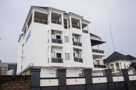 VICTORIAN BLOOM HOTEL AND RESORT ASABA