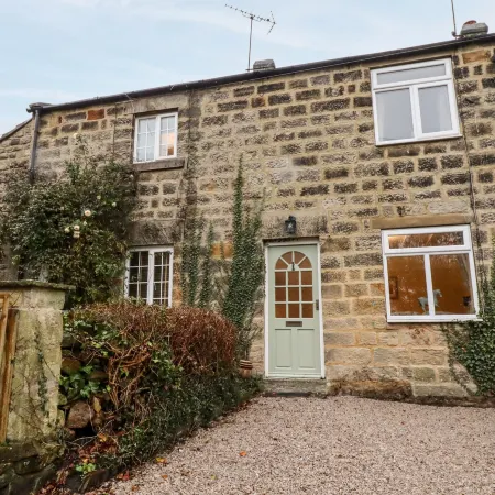 7 Scarah Bank Cottages
