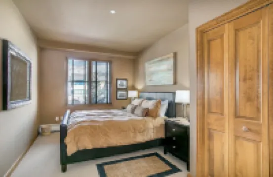 330 Chapel Square Condo