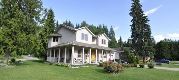 Cornerstone Bed and Breakfast Hotels in Revelstoke
