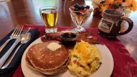 Vine Cottage Inn Hotels in Warm Springs