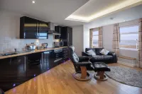 Granada Apartments Queens Mansions Hotels in Fleetwood