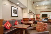 Hampton Inn & Suites Williamsburg-Central