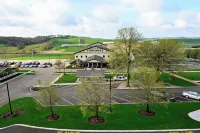 Carlisle Inn Hotels in Wayne Township