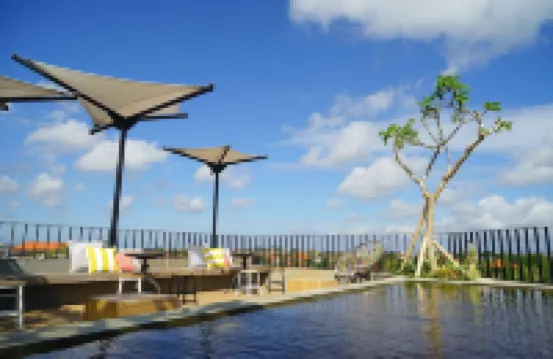 峇里島鎮膠囊旅館