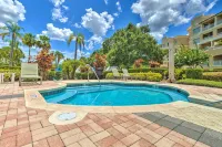 Championsgate Condo w/ Balcony + Resort Perks! - bar