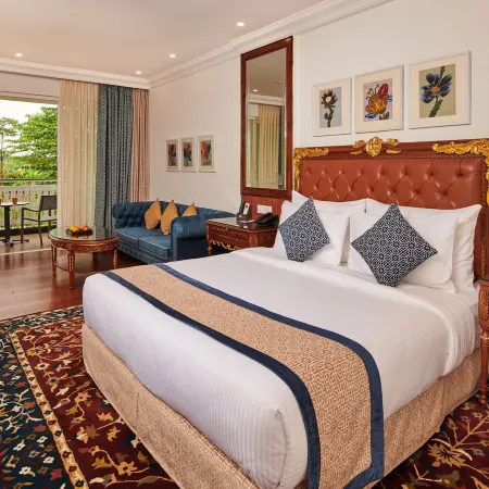 Mayfair Lake Resort