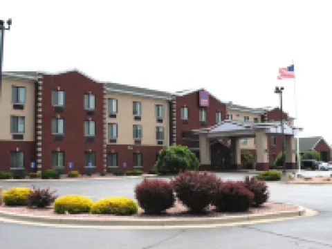 大急流城南舒適套房酒店 肯特縣酒店