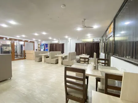 Hotel Gomti Dwarka