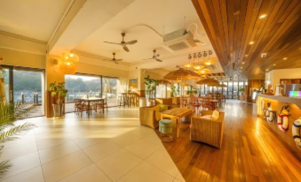 Cheonjiyeon Crystal Hotel