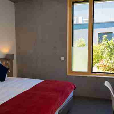 The Bowling Hotel Rooms