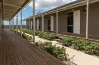 Merinda Village Hotel Hotels in Bowen