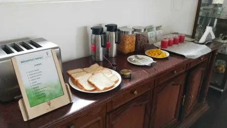 Ibex Resorts Coonoor Tapas