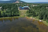 德納利湖景客棧