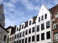 Hotelo Kathedral Hotels near Antwerp City Hall