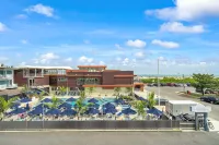 Icona Windrift Hotels in Stone Harbor
