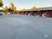 Pacheco Pass Motel - Family