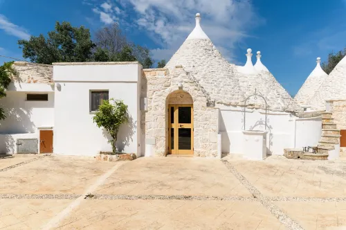 Trulli Isabella by Wonderful Italy