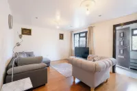 Everglades Hideaway in Gillingham Отели в г. Хемпстед