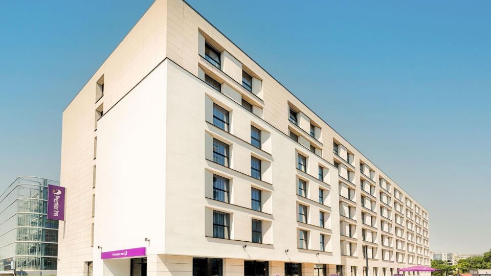 Premier Inn Darmstadt City Centre