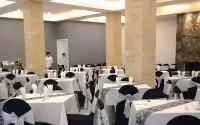 Selabintana Conference Resort - Parkplatz