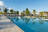 Viva Fortuna Beach by Wyndham, A Trademark All Inclusive - Kolam Renang