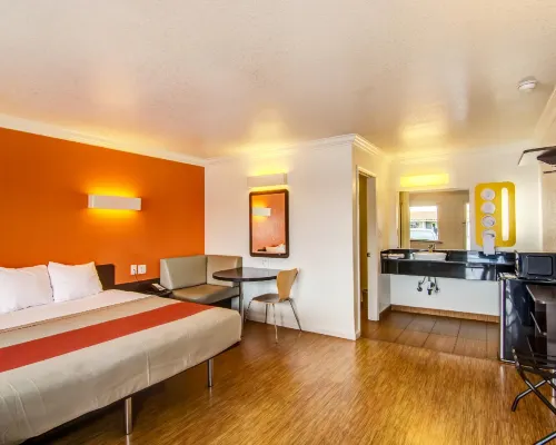 Motel 6 Manteca, CA Hotels in Manteca