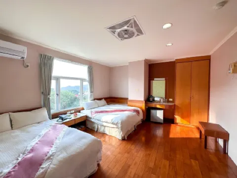LiChiuan Hotel Spring Hotel Hotels near Guanzi Hill (Guan Zi Ling)