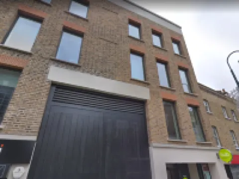 hub by Premier Inn London Spitalfields, Brick Lane Hotel Hotels near Istituto Marangoni