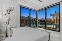 Exclusive Indio Villa Pool, Hot Tub, Putting Green Sleeps 18 Bravo #6