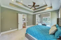 Dock Holiday by AvantStay Custom Home New Dock