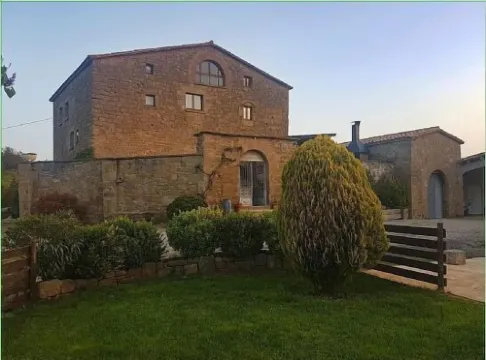 Rural house (full rental) Masia Pallares de Dalt for 10 people