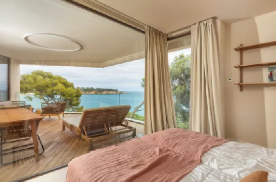 Hostal Boutique Es Portalet Hotels in 