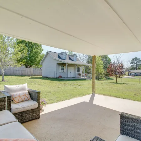 2 Mi to Grand Lake: Grove Home w/ Fenced-in Yard