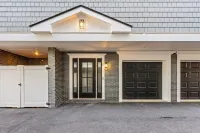 Spacious 5-bedroom townhome in Margate City with 3-car garage and elevator