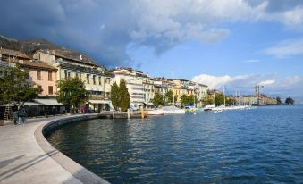 Romantic Benaco Sal - App 02